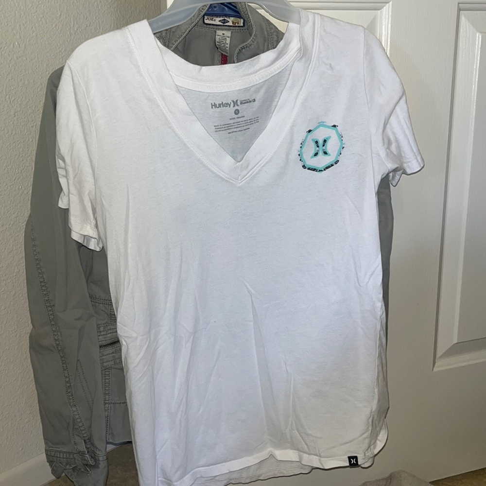 Hurley V-neck